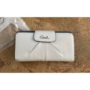 Womens Coach Wallet